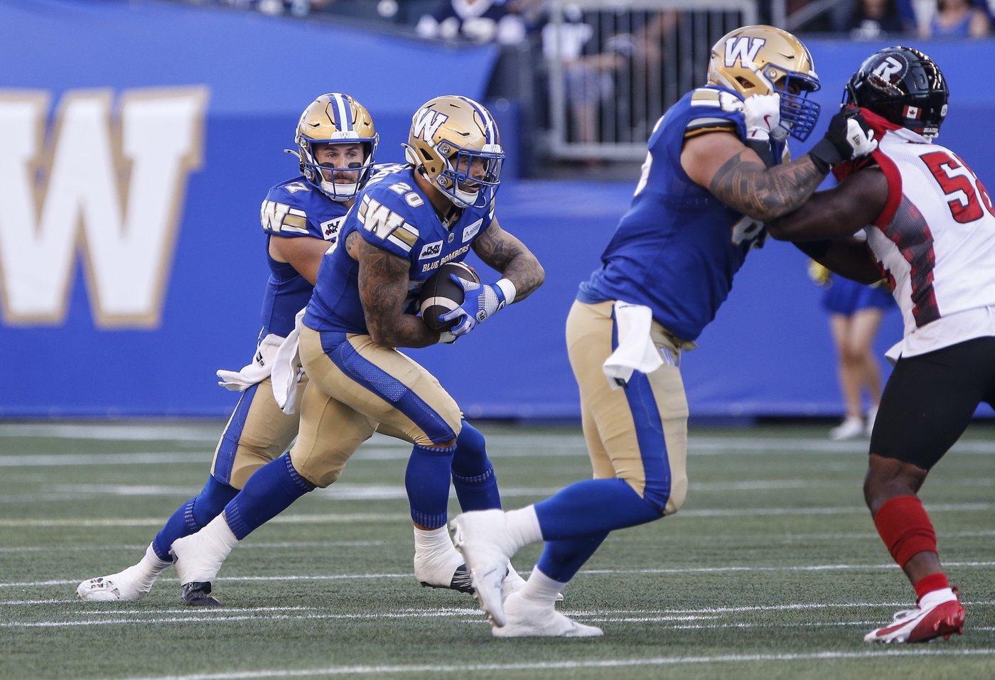 Winnipeg Blue Bombers Top Ottawa Redblacks 25-16 For First Win Of CFL ...