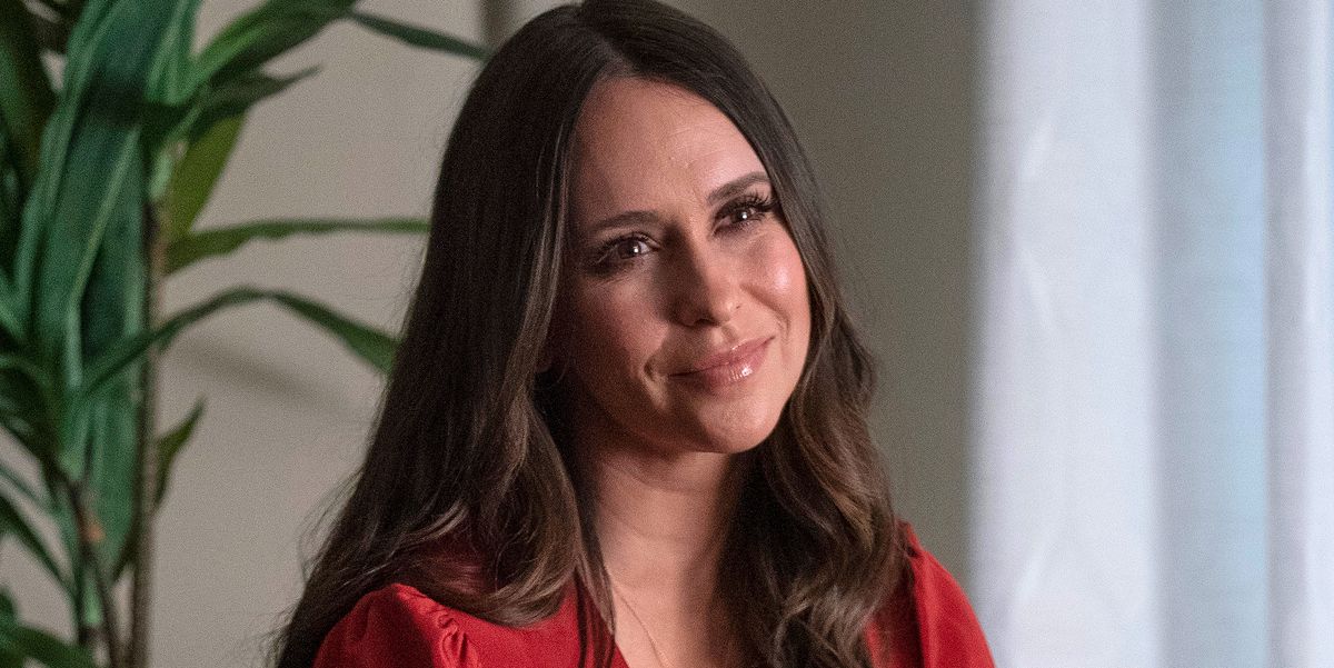 ‘9-1-1’ Fans Are Ecstatic Over Jennifer Love Hewitt's Surprise Holiday ...