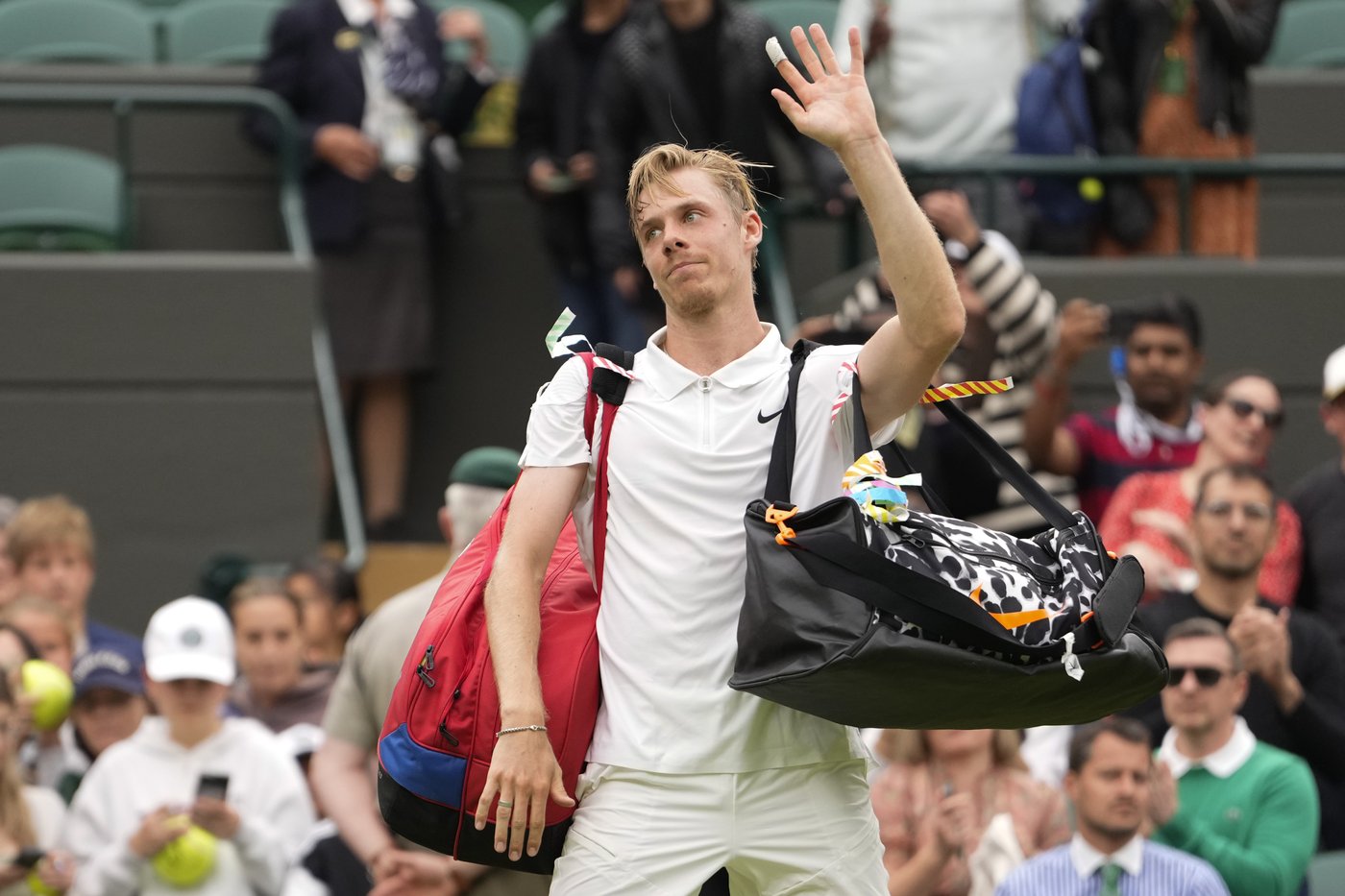 Shapovalov S'incline Au Troisième Tour à Wimbledon, Devant Shelton