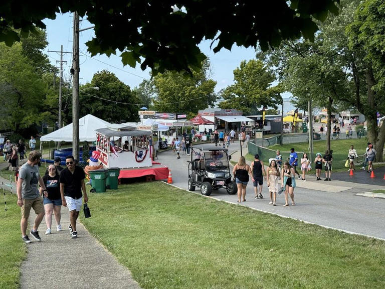 Fairport Mardi Gras delights thousands at 82nd lakefront festival