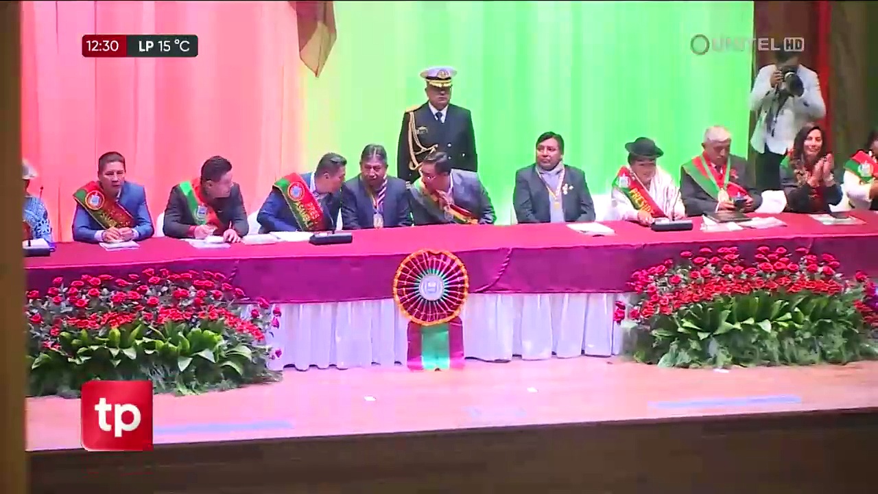 Sesión gesta libertaria: Arce pide a Arias la viabilidad de la construcción de un coliseo de básquetbol