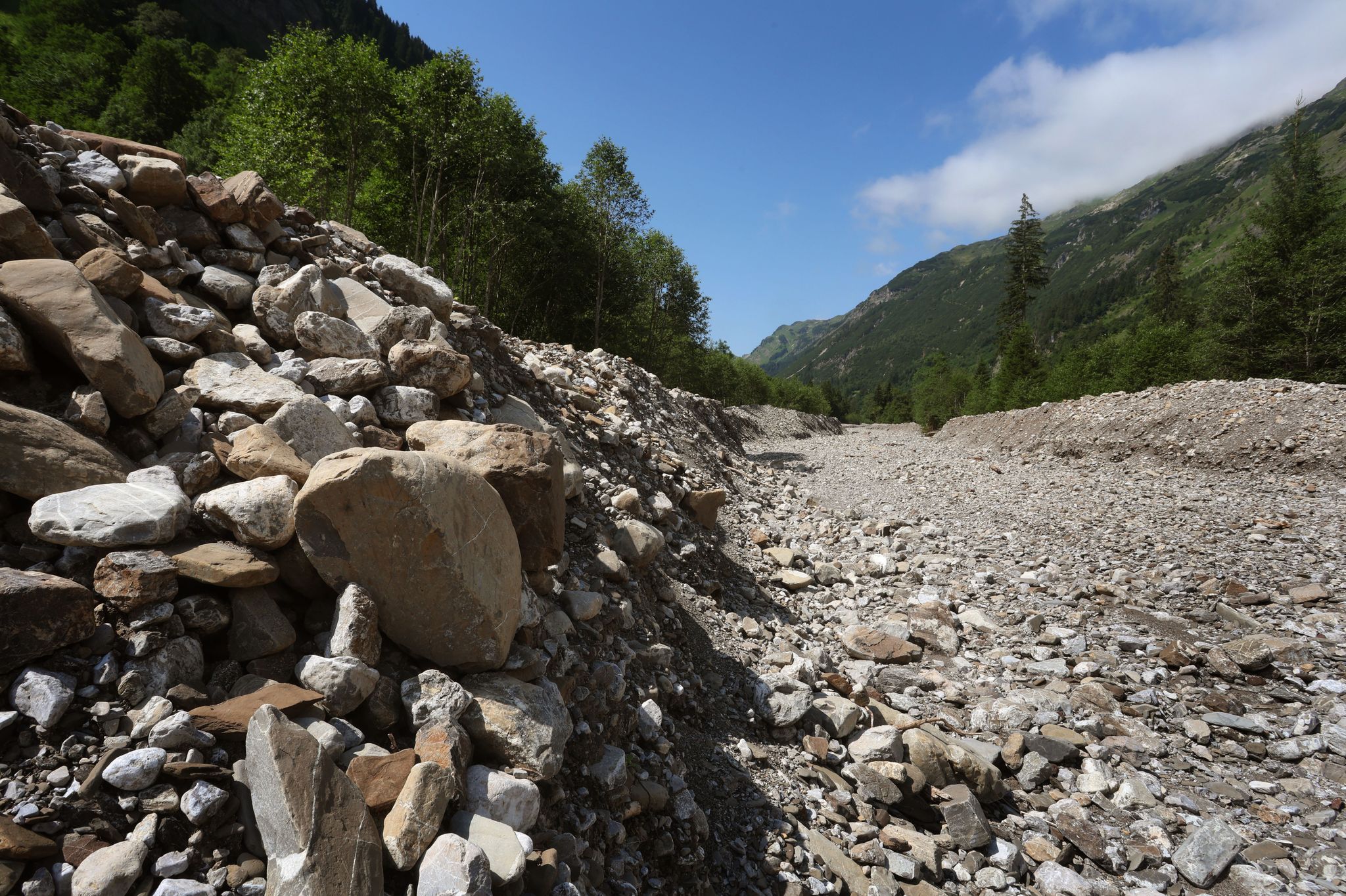 Alpbauern wegen Zerstörung von Allgäuer Wildbach angeklagt