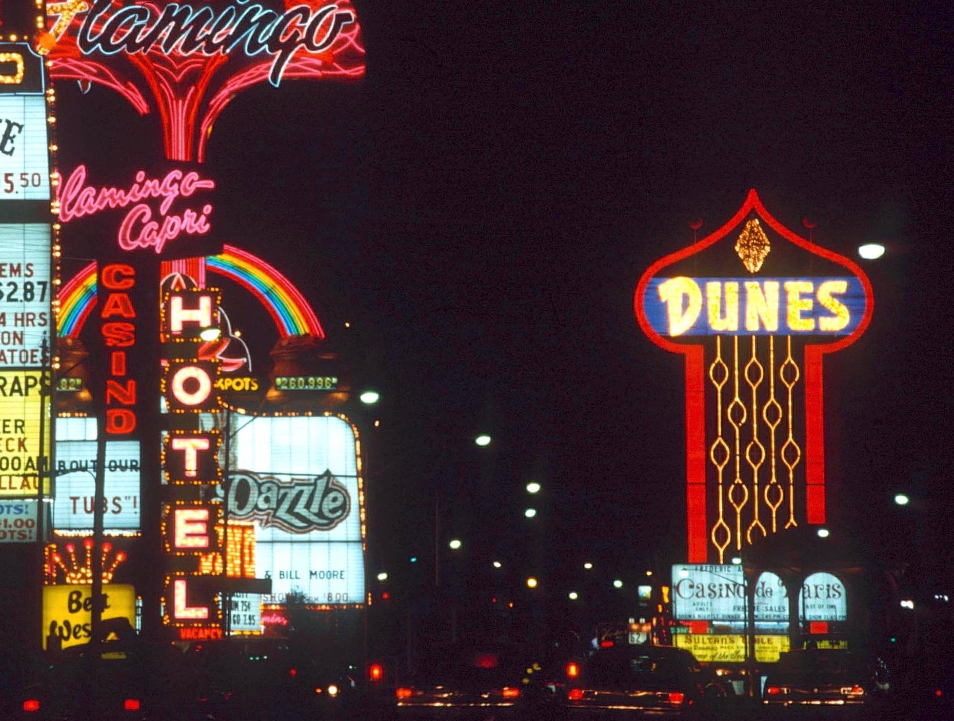 Vintage photos of cities and landmarks around the world