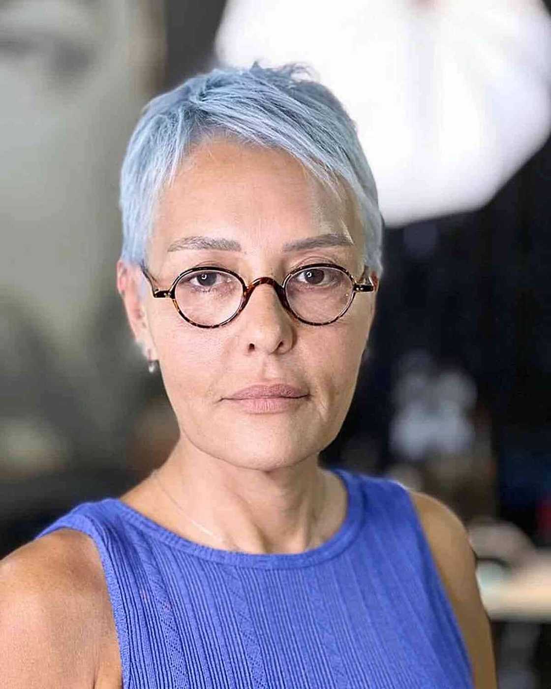 BB1q7e3q 20 pixie cuts for older ladies with glasses to wear in 2025
