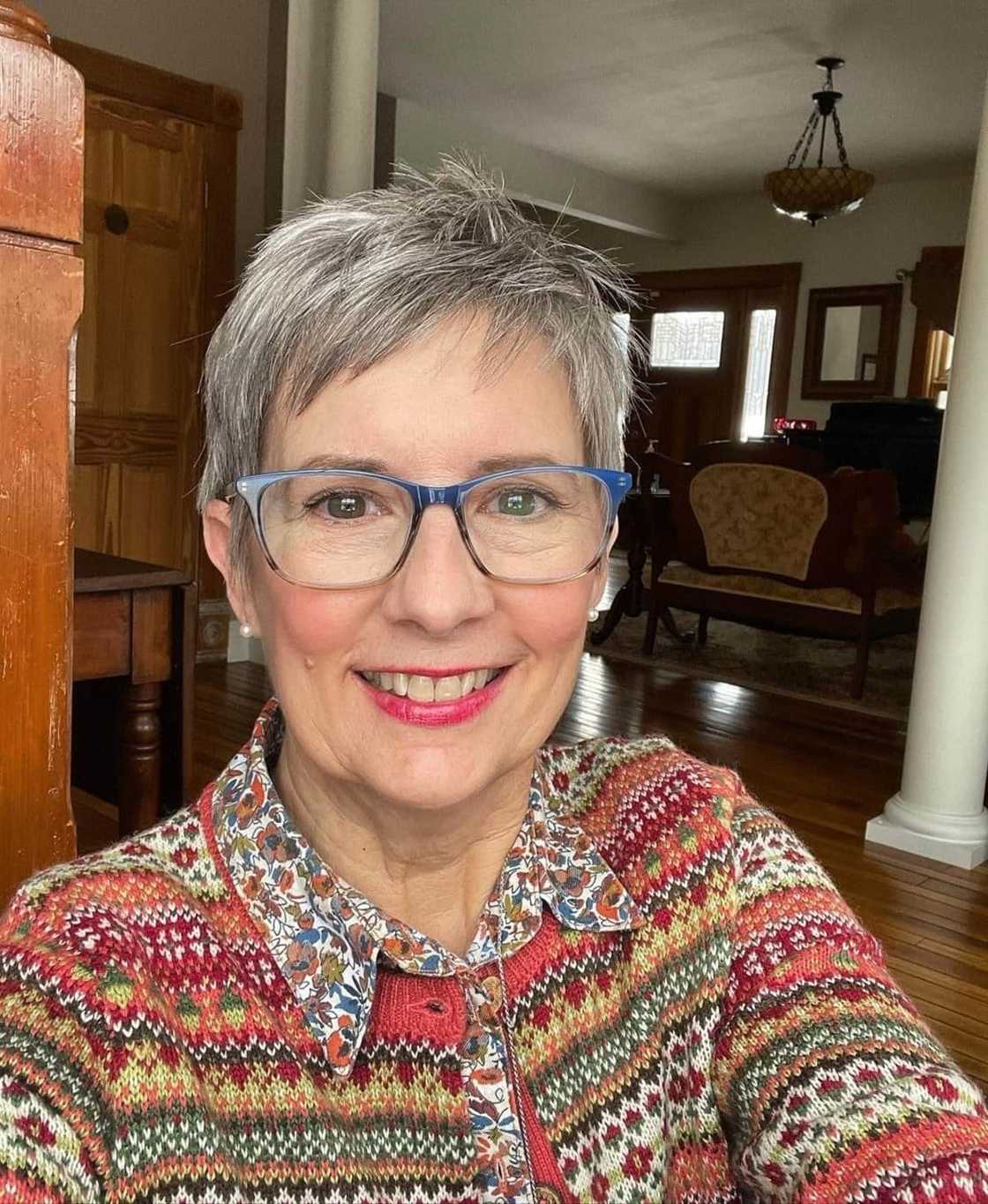 BB1q7giQ 20 pixie cuts for older ladies with glasses to wear in 2025