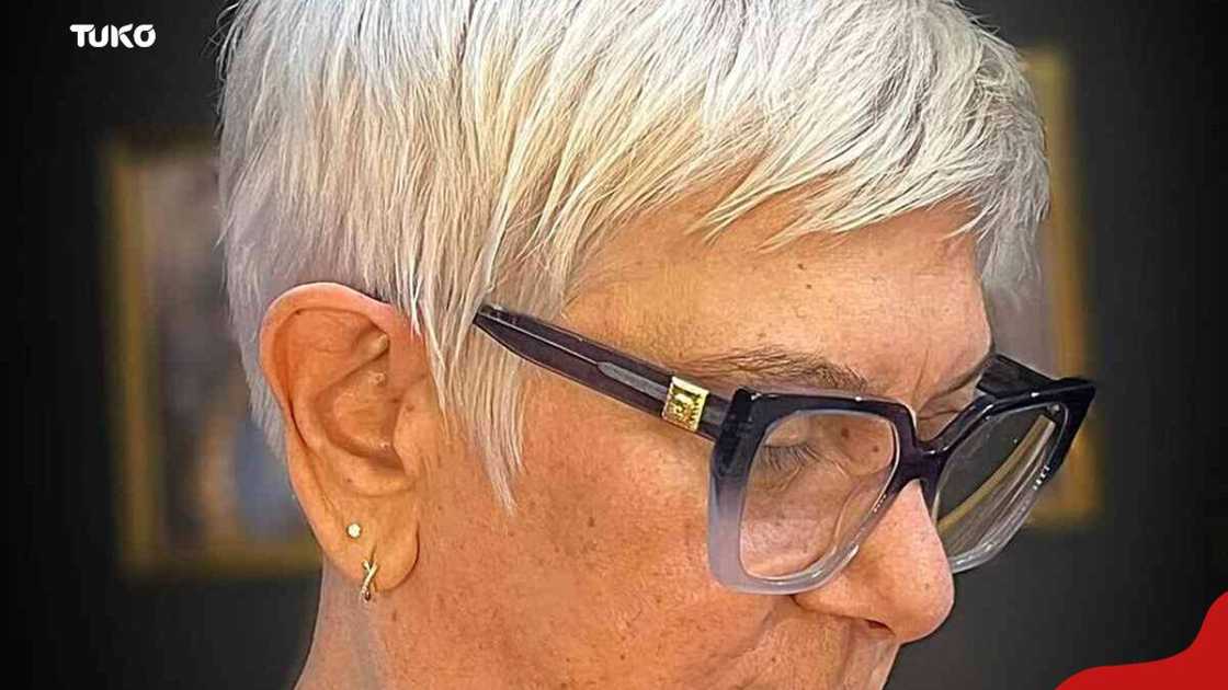 BB1q7lwD 20 pixie cuts for older ladies with glasses to wear in 2025