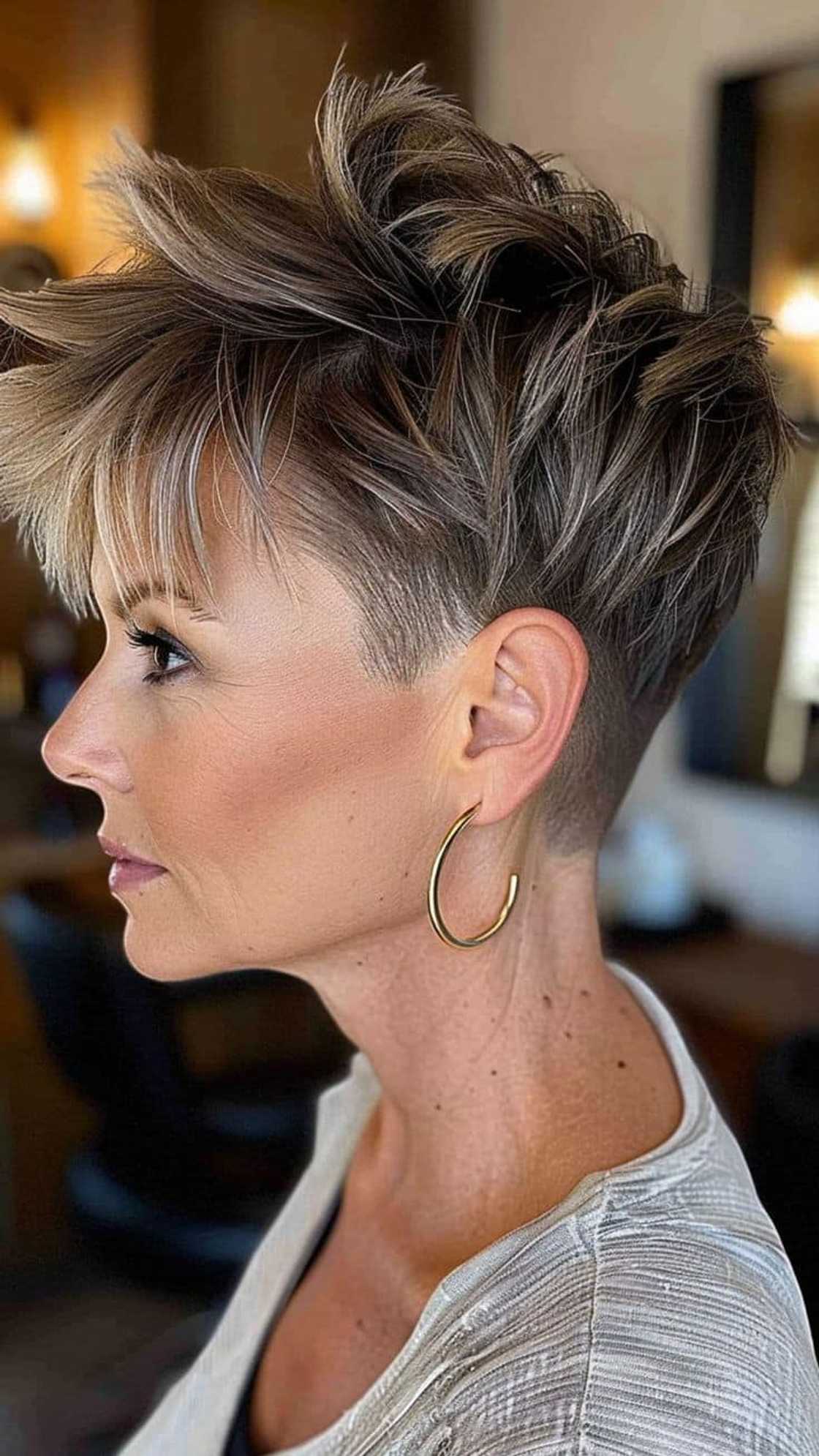BB1q7lwc 20 pixie cuts for older ladies with glasses to wear in 2025