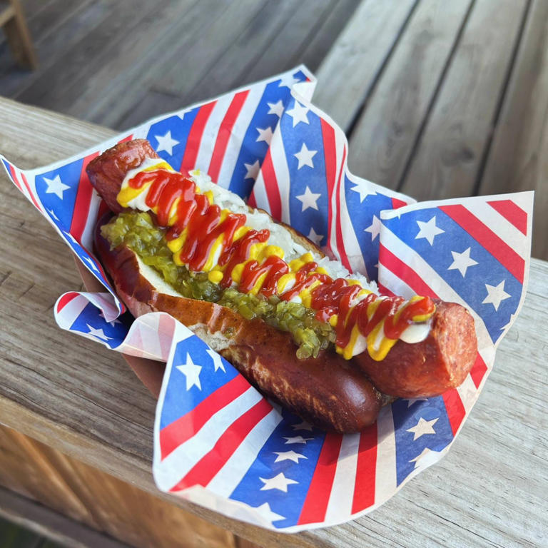 Craving hot dogs? Try these new restaurants that recently opened in ...