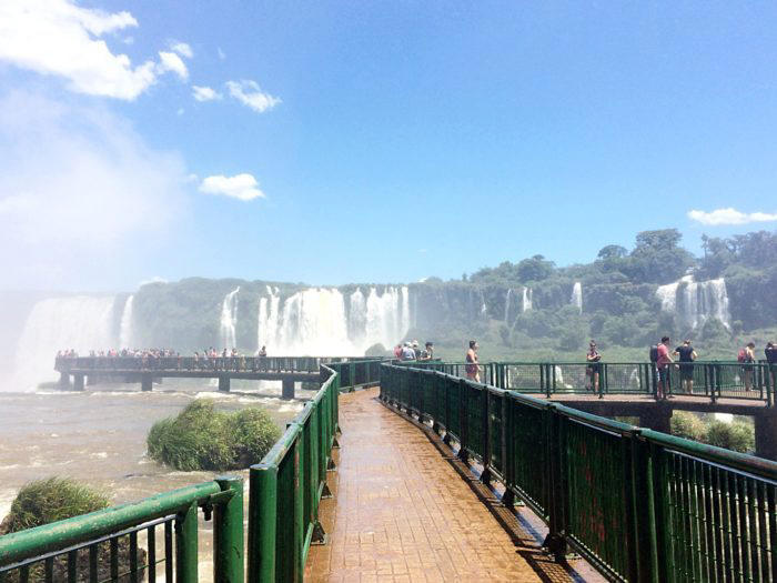 Mirante no lado brasileiro das Cataratas