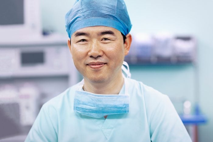 The 3 foods this cardiologist never eats—and 5 foods he eats every day