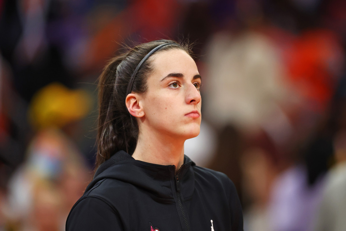 Indiana Fever guard Caitlin Clark (22) © Mark J. Rebilas–USA TODAY Sports
