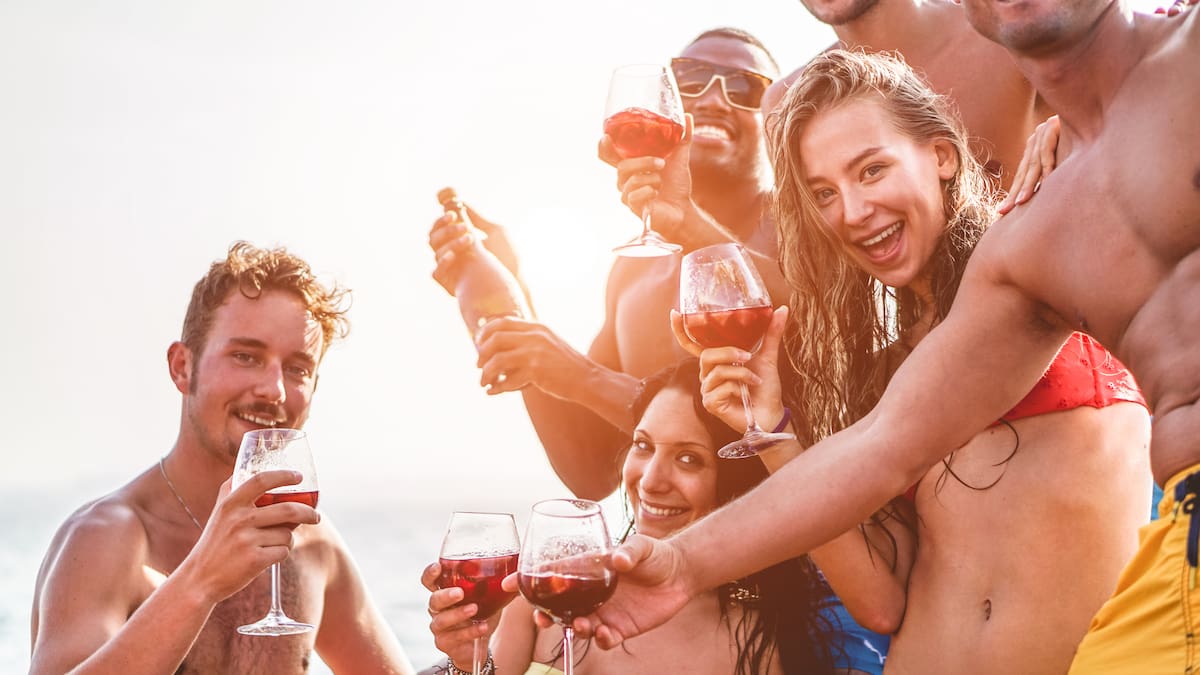 Sangria auf dem Prüfstand: Der spanische Klassiker – und weitere Weine ...