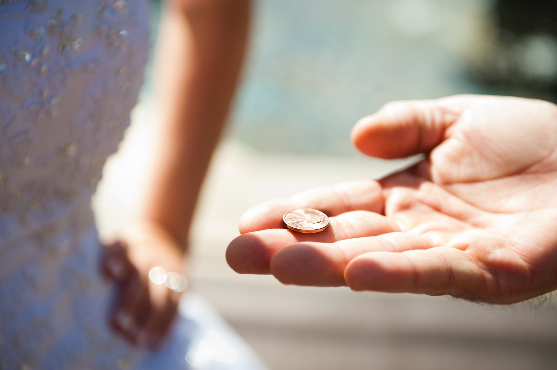 Mythe: als je vanaf een hoge plek een cent op iemand laat vallen, kan dat dodelijk zijn