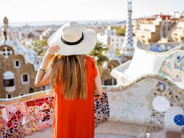 Planning a trip to Barcelona with your besties? You've picked the perfect destination! This vibrant city is bursting with culture, architecture, delicious food, and a nightlife that will keep you dancing until dawn.