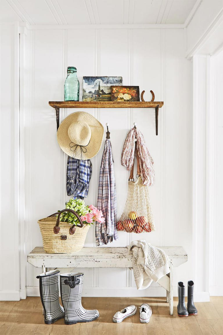7 spring entryway ideas that instantly make your home feel more welcoming