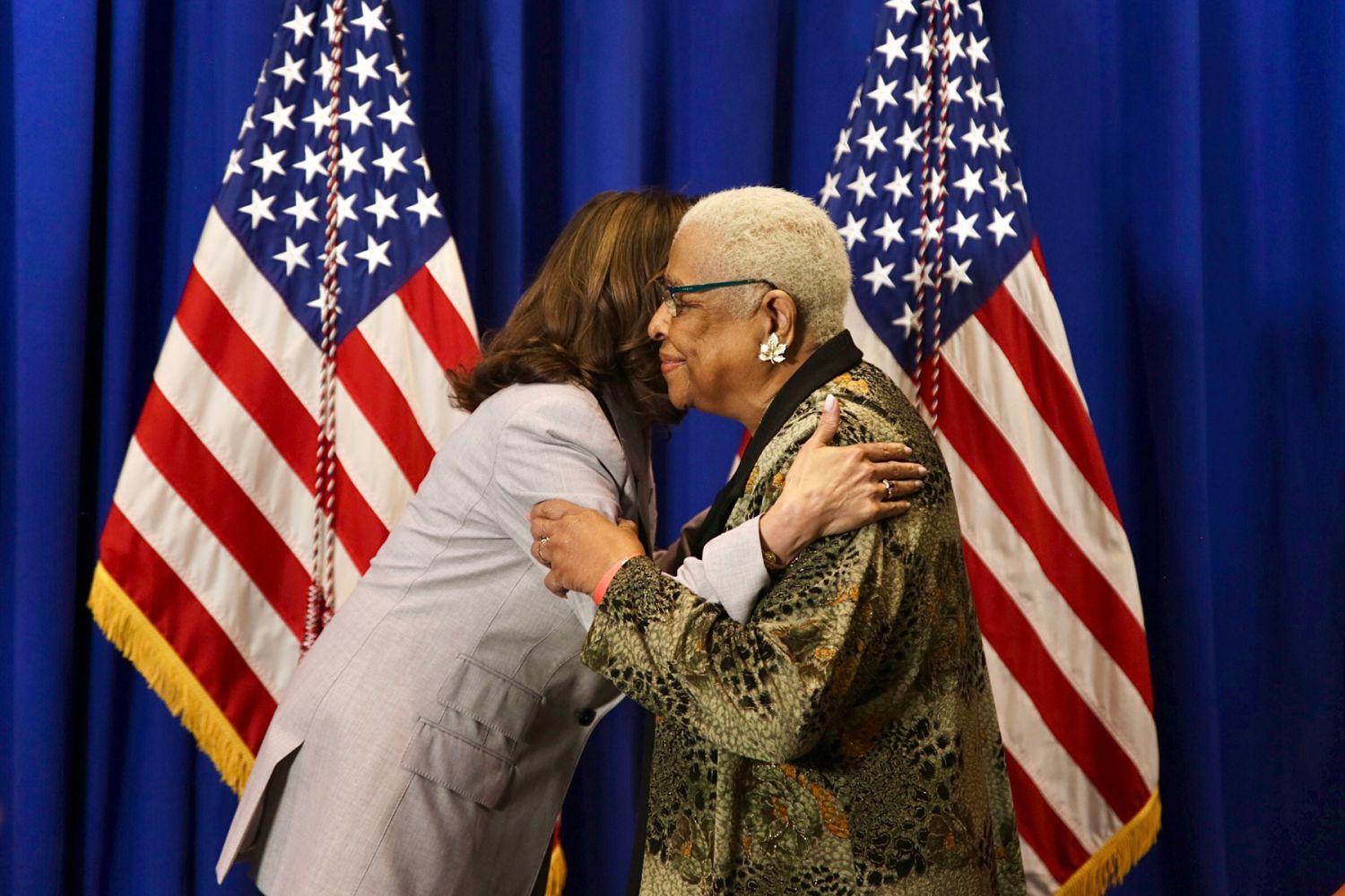 <p>Harris embraces with a fellow AKA sorority sister in Jacksonville, Florida.</p>