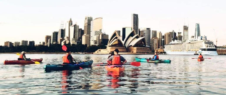 Sydney from the Water: Experience Kayak Tours with Special Discounts!