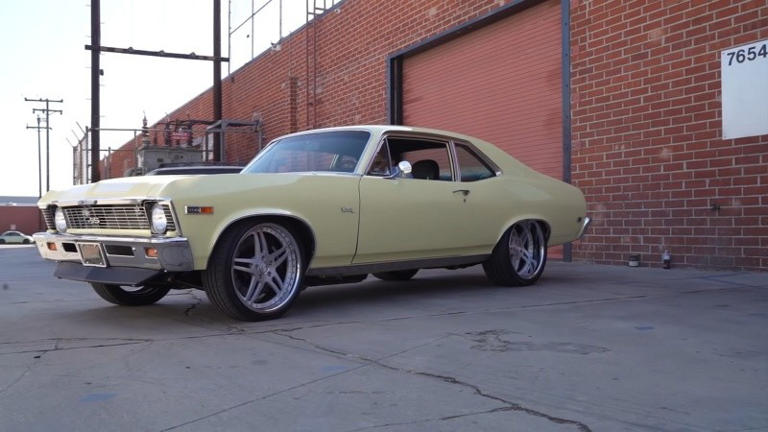 The Chevy Nova ran on a 4.0 L I6 engine.