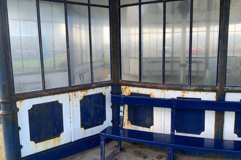 The shelter’s cast iron pillars and panels are rusting badly