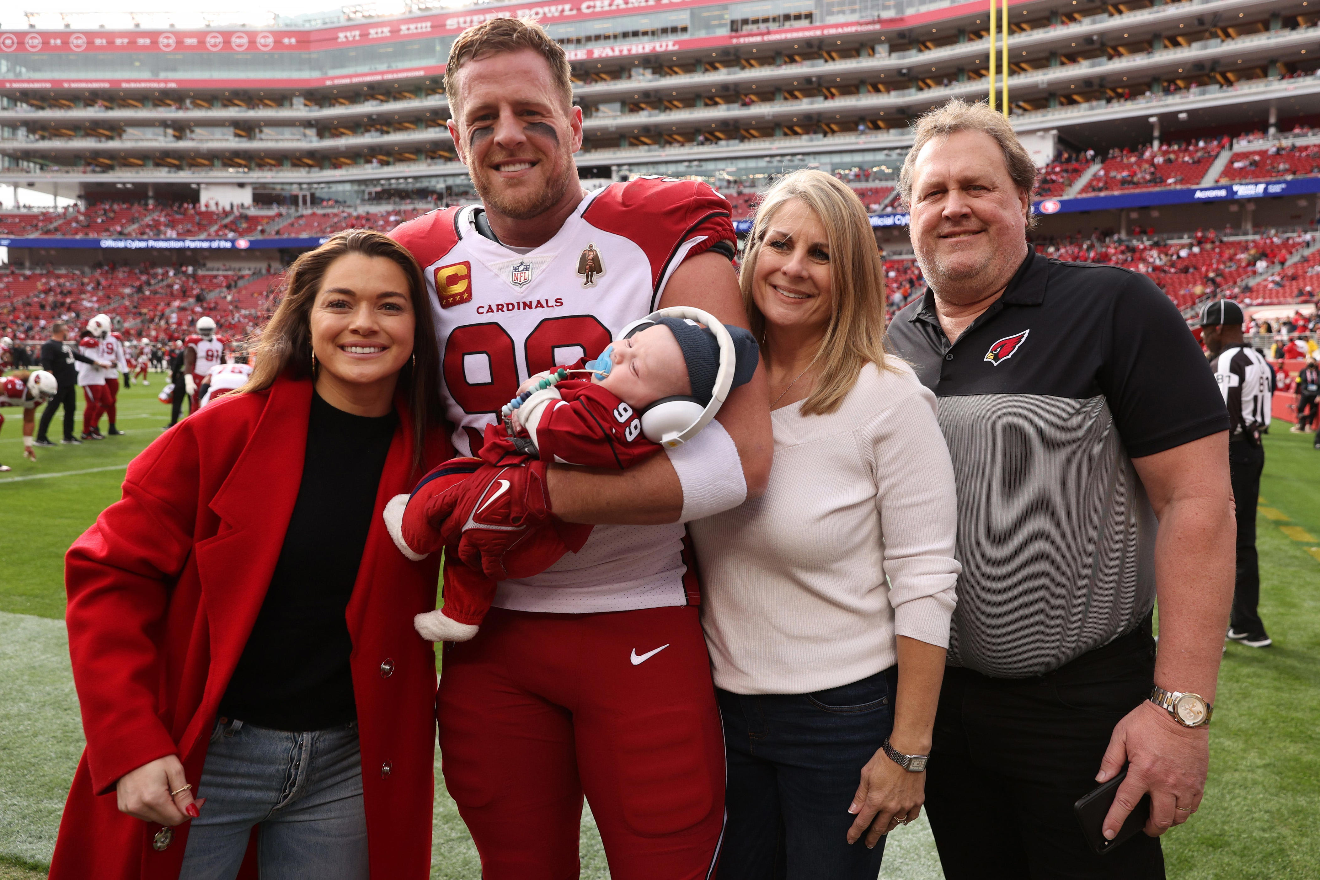 JJ Watt and his wife, Kealia, announce the birth of their second child