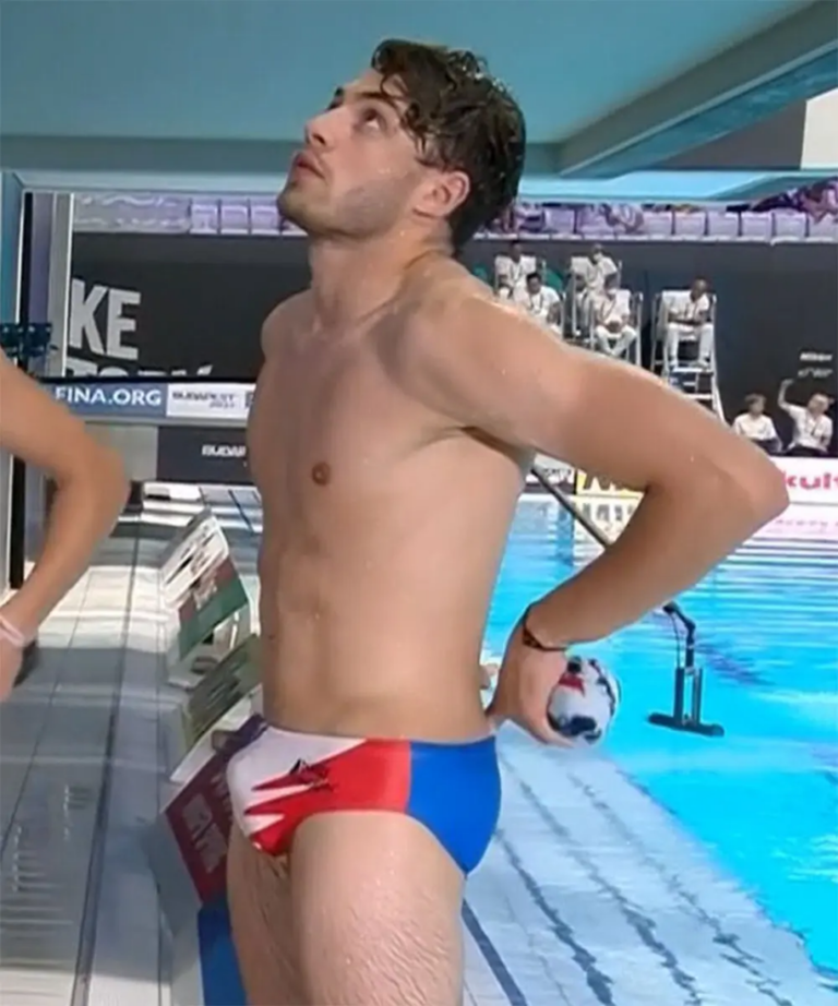 Everyone Can't Stop Looking At French Diver's Revealing Bulge That Was  Impossible To Miss During