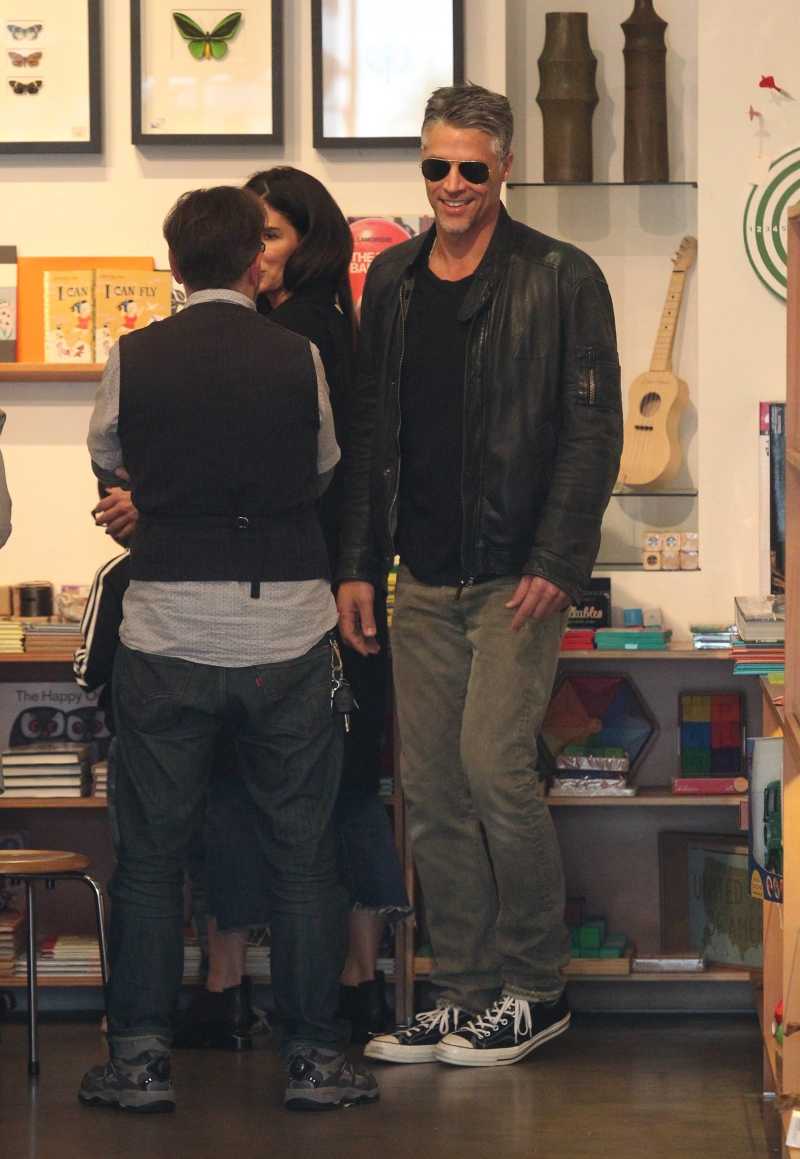 Tragic Story: Sandra Bullock's Heartbreaking Loss Of Partner Bryan