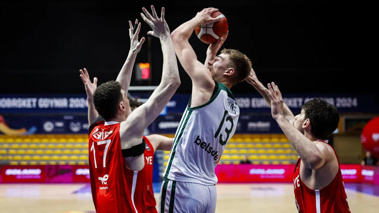 2024 FIBA U20 Eurobasket: Arizona’s Motiejus Krivas, Conrad Martinez shine in bracket play