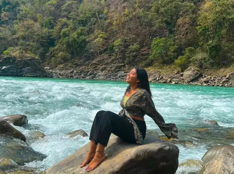 Travel influencer falls 350 feet to death while filming at waterfall