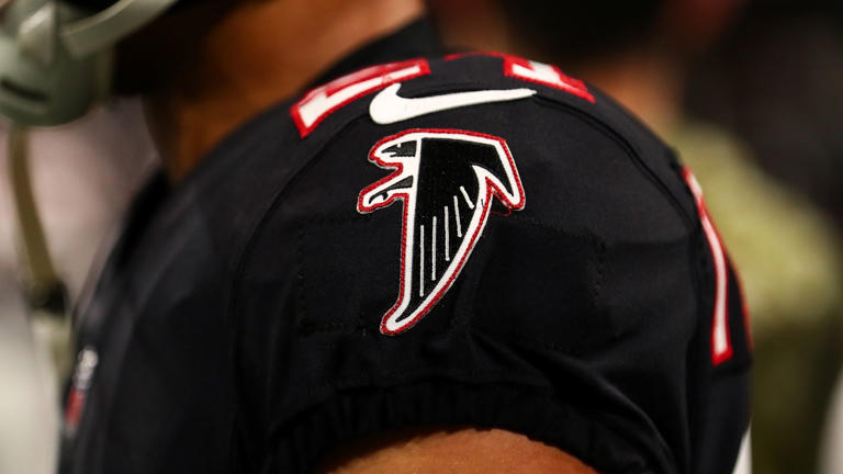 Falcons announce three dates for throwback uniforms in 2024