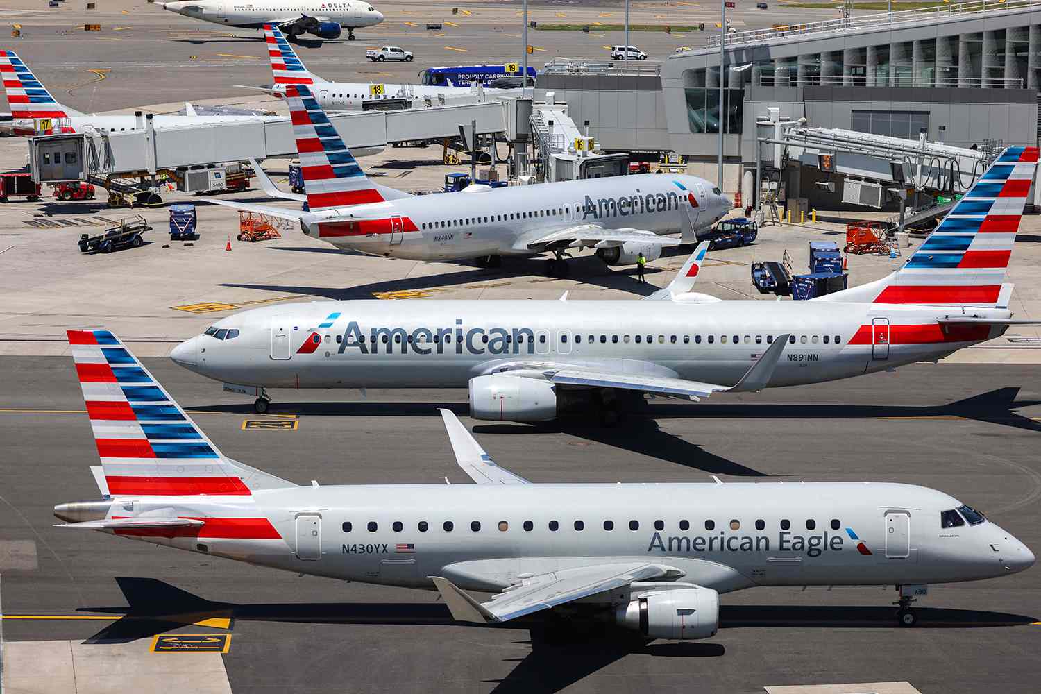 Delta, United and American Airlines Flights Grounded amid Global