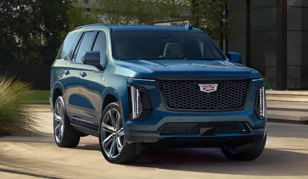 Cadillac unveils the new Escalade 2025 with modernized design and 