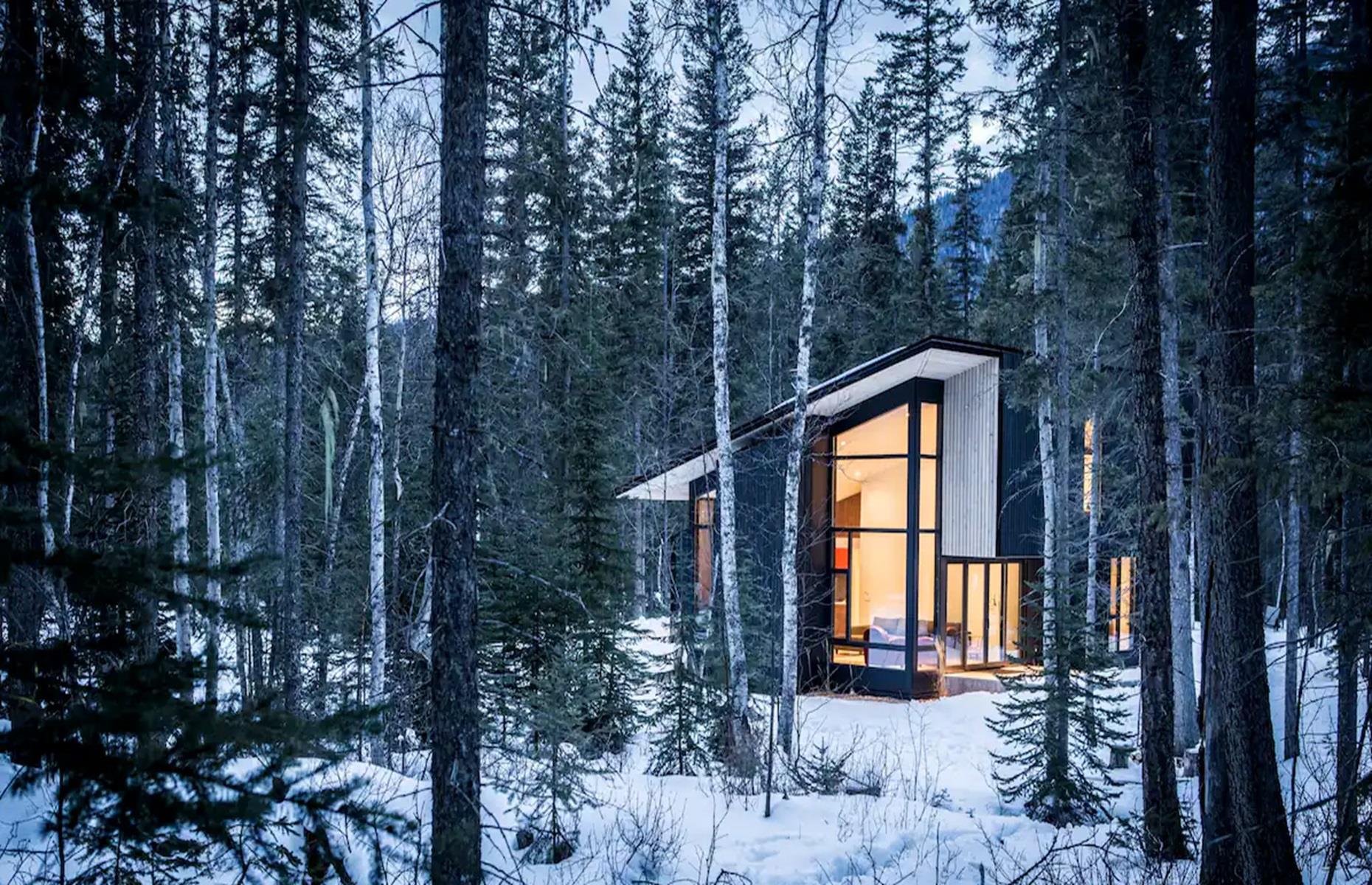Modern designer cabin, British Columbia, Canada