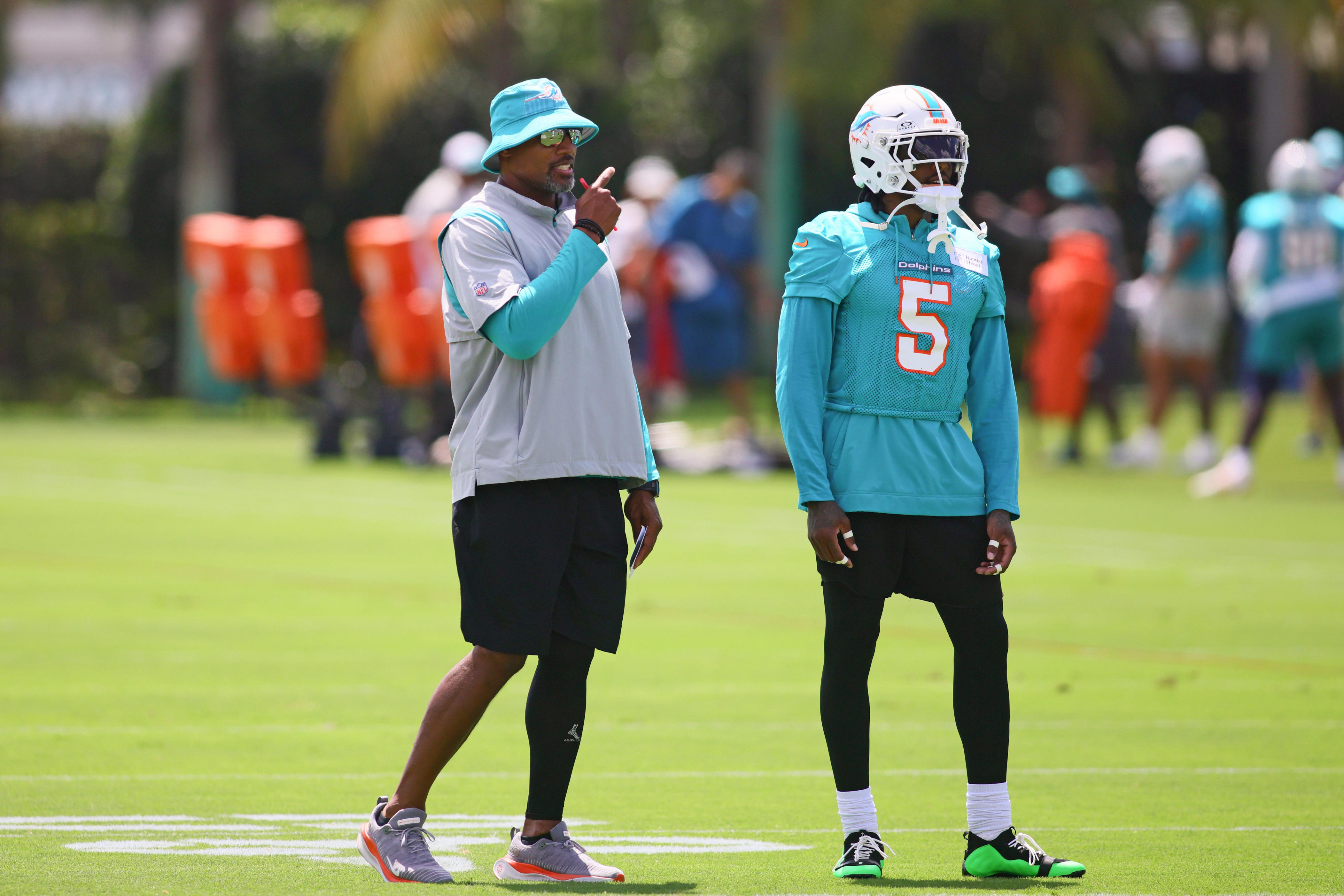 How Miami Dolphins plan to confuse opposing offenses with new blitz ...