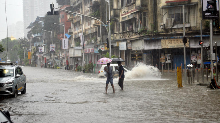 Mumbai Rains Cause Severe Waterlogging And Traffic Disruptions; Andheri ...