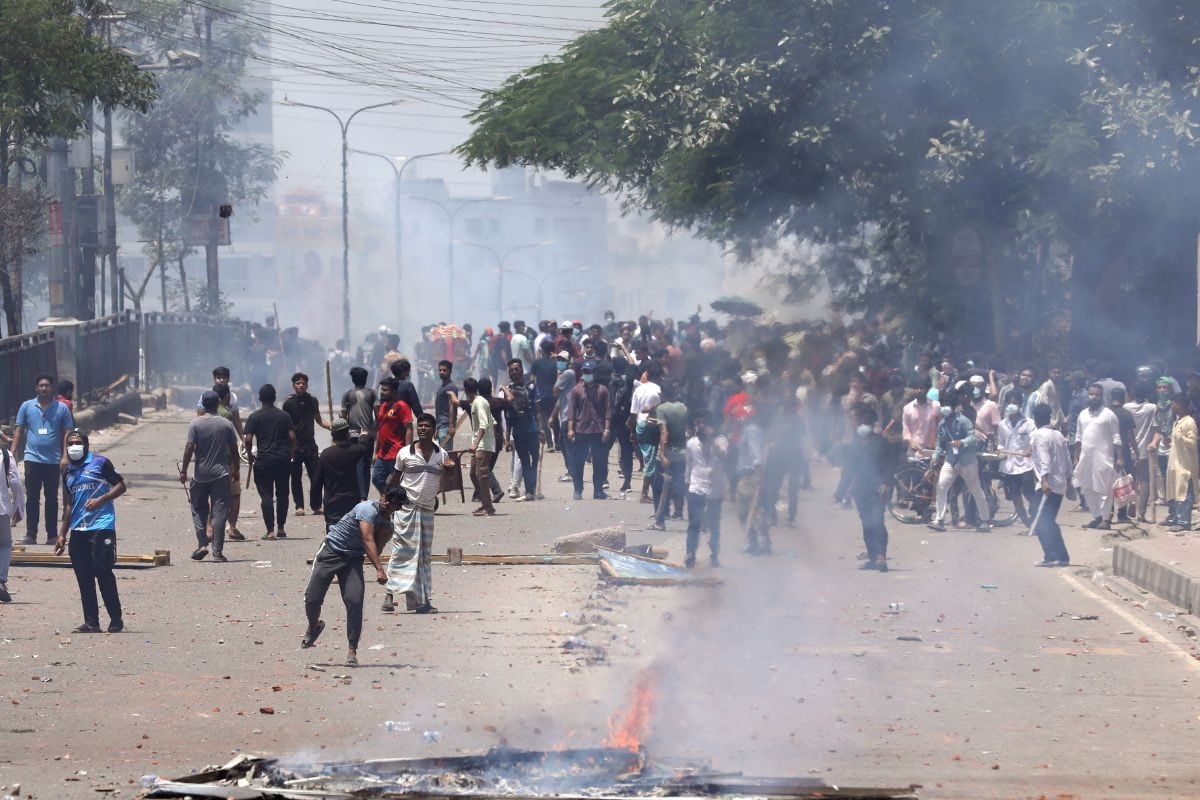 Bangladesh's Top Court Scales Back Job Quotas That Sparked Deadly Unrest