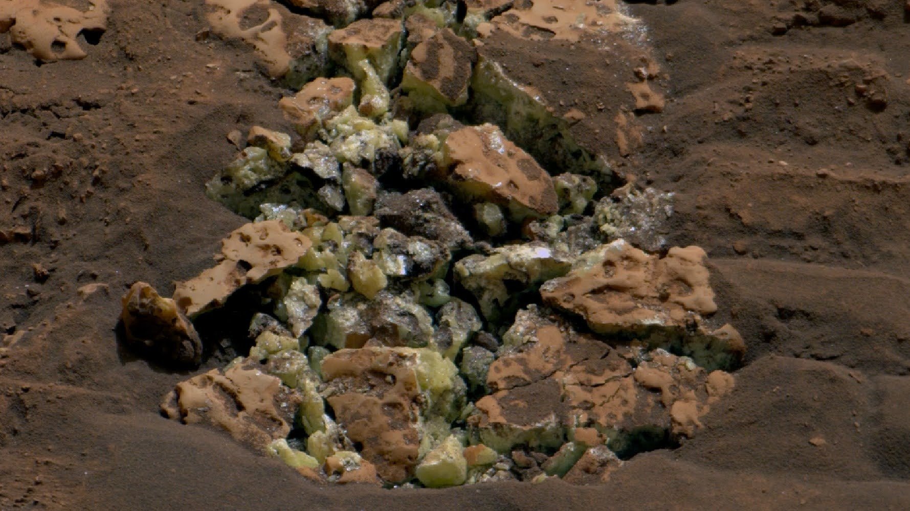 Curiosity Rover Discovers Sulfur Crystals In Martian Rock