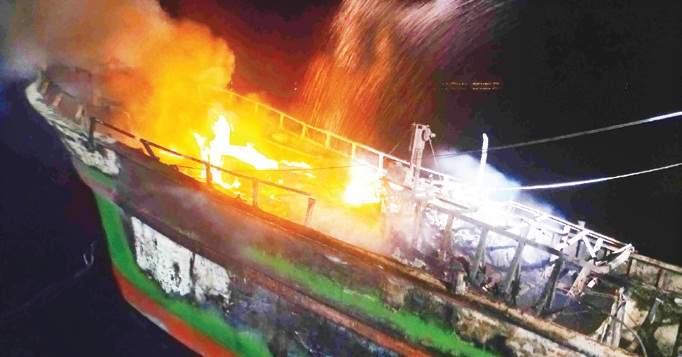 Fire Erupts Aboard Indigenous Frigate Ship At Mumbai's Naval Dockyard ...