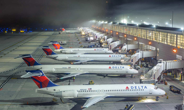 Explosion at Delta's Atlanta maintenance facility kills two employees - update