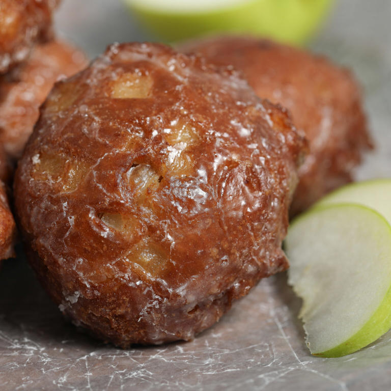 Easy Homemade Apple Fritters