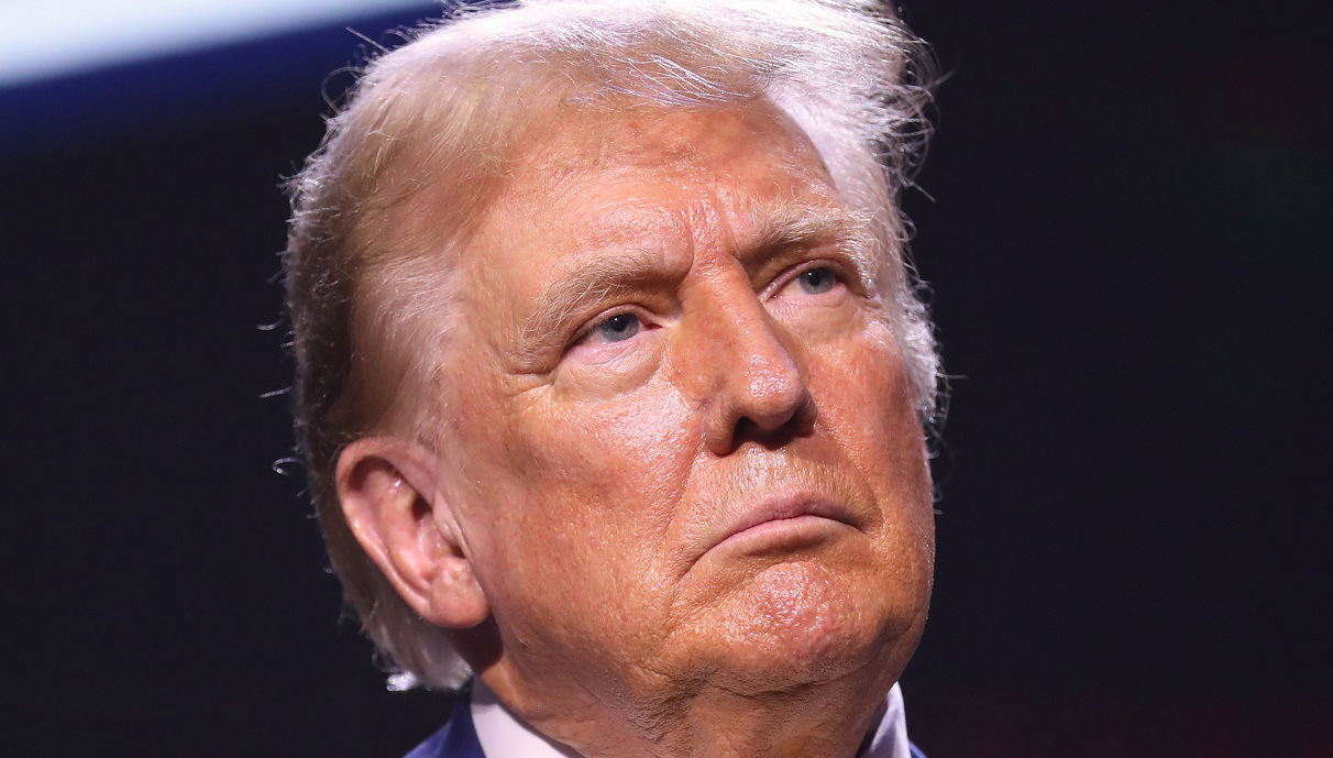 Trump Faces 8 Criminal Counts and 3 Flipped Witnesses In Georgia Trump Faces 8 Criminal Counts and 3 Flipped Witnesses In Georgia