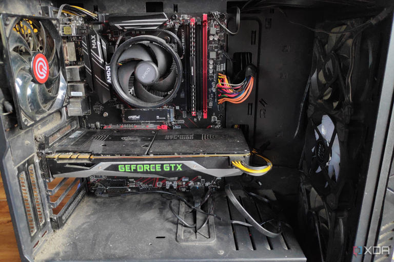 5 things you need to know before going caseless with your PC