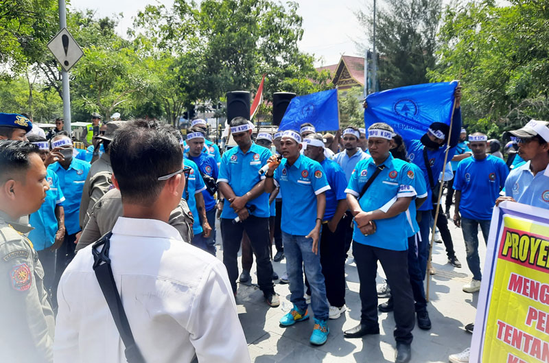 Pemko Dituntut Utamakan Tenaga Kerja Lokal