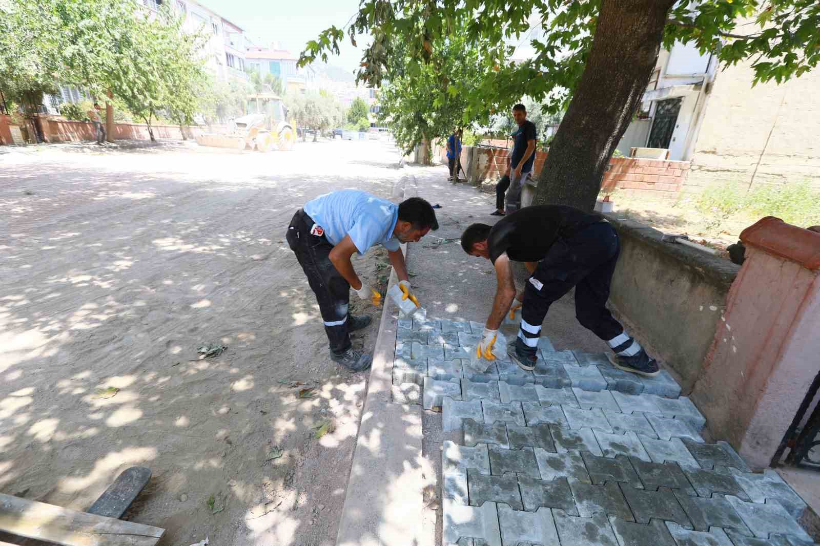 Selçuk Eşref Arna’da Yol Yenileme çalışmaları Başladı