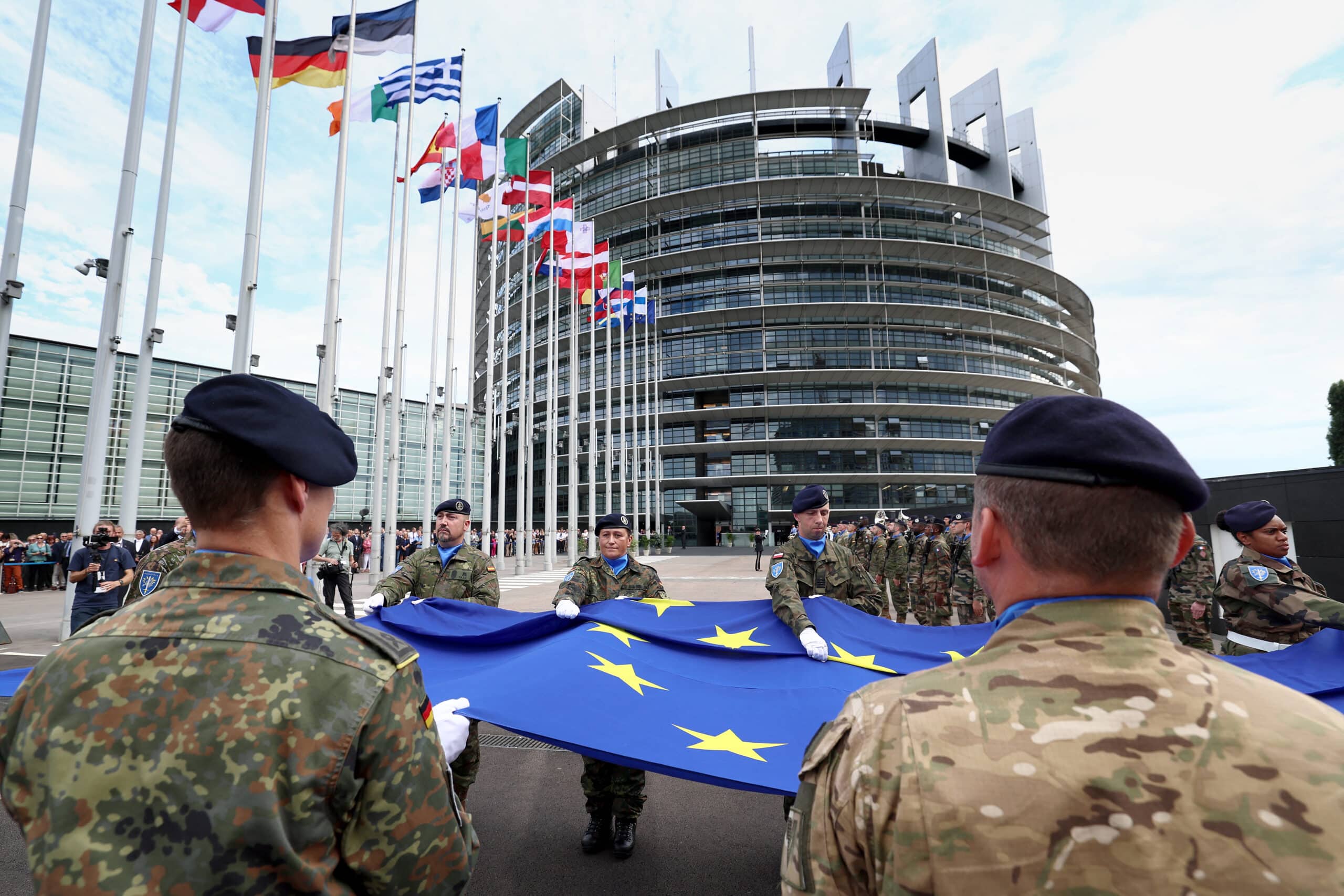 EU leaders push to rescue European economy challenged by China, US
