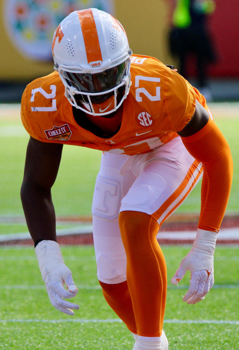 James Pearce Jr. Tennessee Volunteers versus Iowa Hawkeyes in the Cheez-It Citrus Bowl at Camping World Stadium in Orlando, Florida on Jan. 1, 2024. Photo by Dan Harralson, Vols Wire