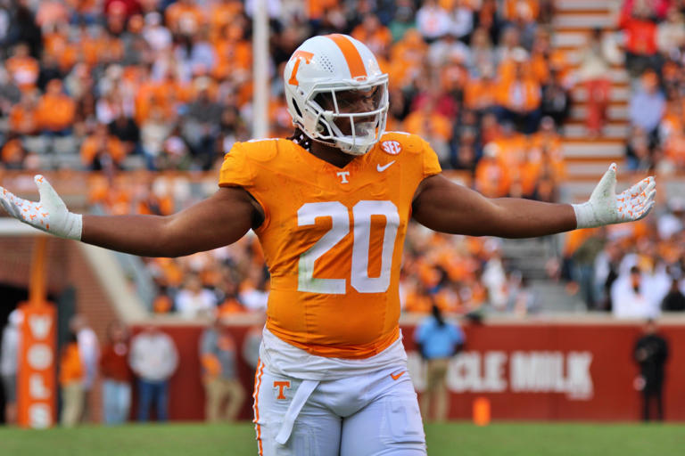 Bryson Eason. Tennessee Volunteers football game versus the Vanderbilt Commodores at Neyland Stadium on November 25, 2023. Photo by Dan Harralson, Vols Wire