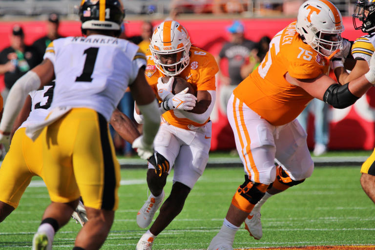 Dylan Sampson. Tennessee Volunteers versus Iowa Hawkeyes in the Cheez-It Citrus Bowl at Camping World Stadium in Orlando, Florida on Jan. 1, 2024. Photo by Dan Harralson, Vols Wire