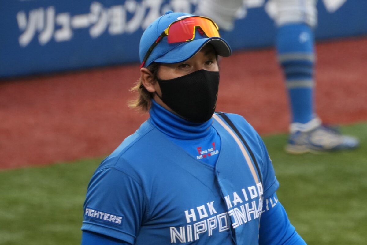 北海道日本ハムファイターズ　新庄剛志 日ハム 監督 野球 レプリカユニフォーム 日本ハム新庄監督 初の交流戦で初勝利へ 日本ハムが犠飛で先制