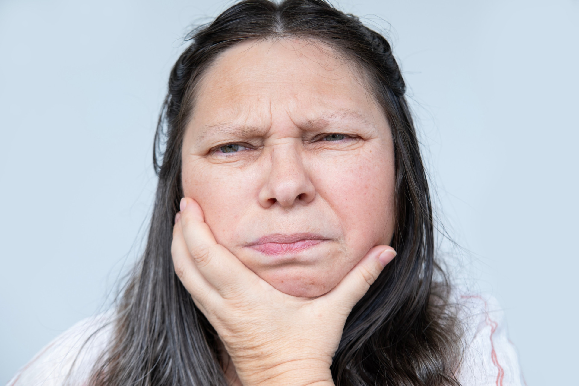 The Potential Reasons Why Your Face Looks Swollen