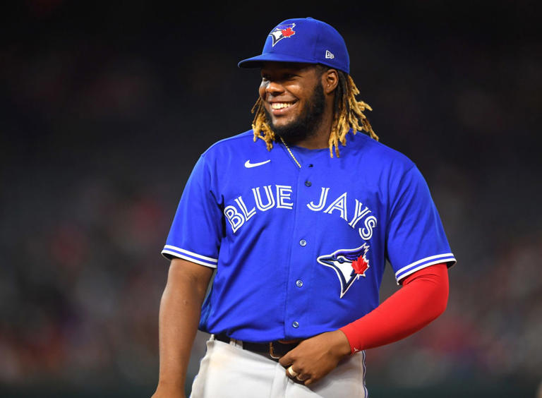 Vladimir Guerrero Jr. takes to the streets to get a Homer